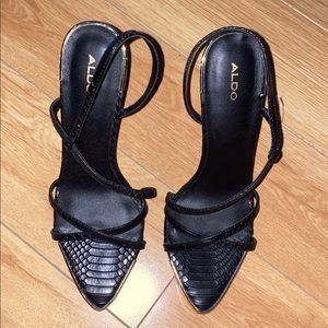 Aldo black and gold heels size 8 NEW